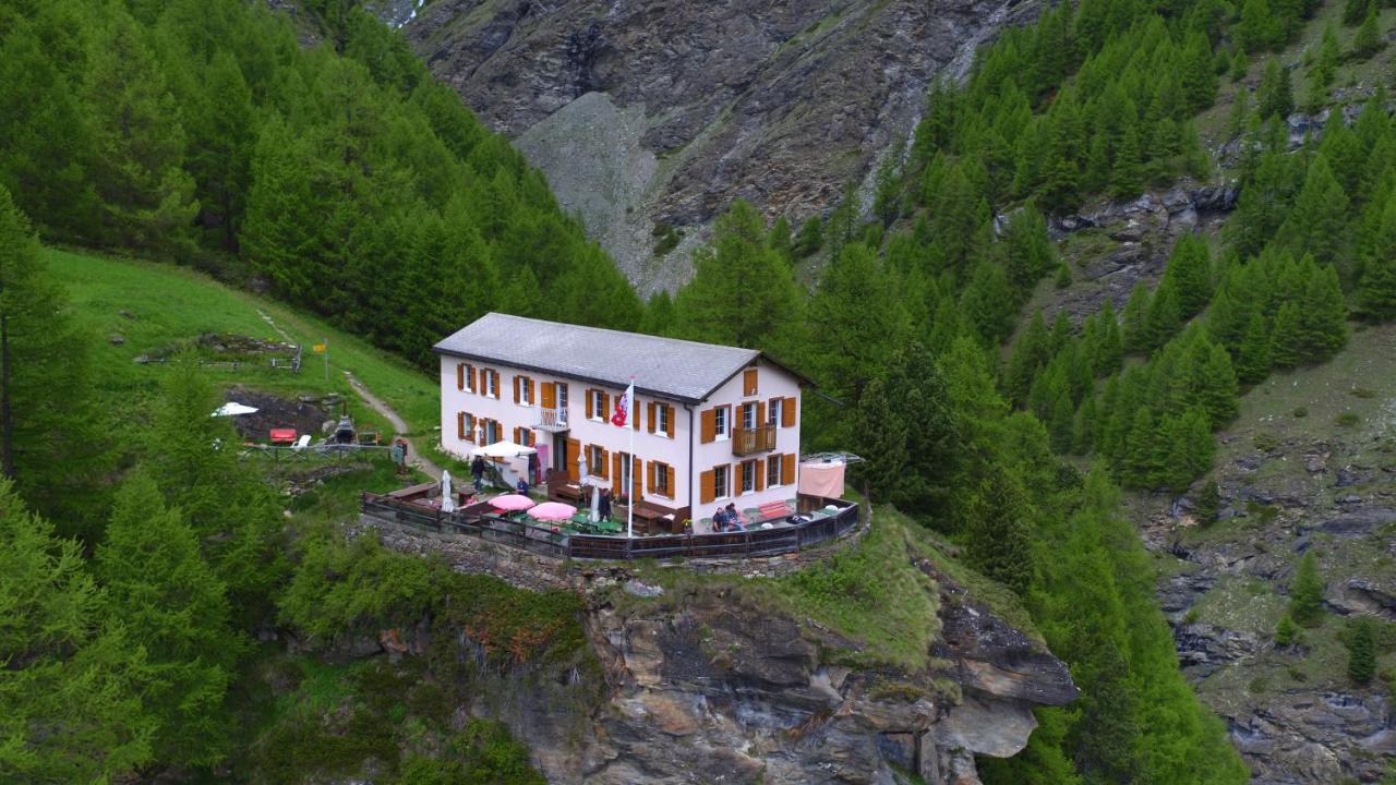 Edelweiss Mountain Guest House - 1 Hour Hike Up From Zermatt Station - On Hiking Trail - No Transport ภายนอก รูปภาพ