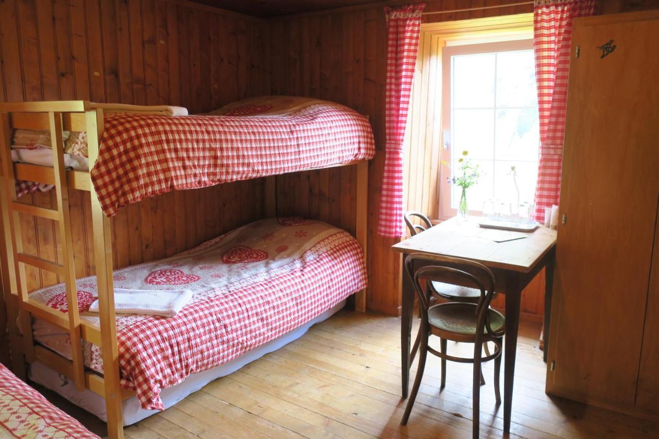 Edelweiss Mountain Guest House - 1 Hour Hike Up From Zermatt Station - On Hiking Trail - No Transport ภายนอก รูปภาพ